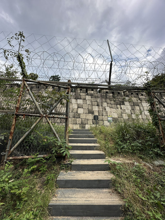 Hike in Seoul that is mostly stairs!