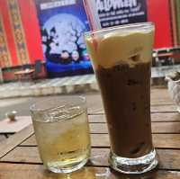 Cà phê ở một nơi xa