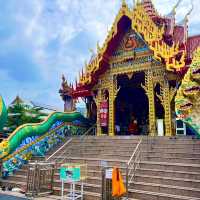 ลอดโบสถ์เสริมดวงที่วัดนาคปรก