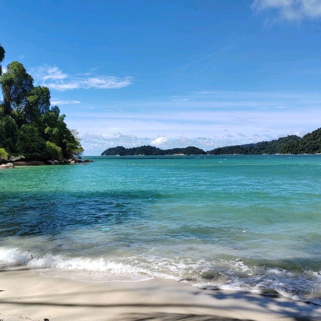 Exclusive Resort, Beautiful Beach, Emerald Water!