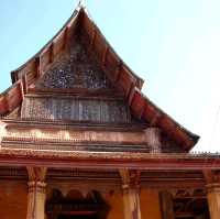 ชมหอพระแก้วและวัดสีสะเกด ตำนานแห่งเวียงจันทน์