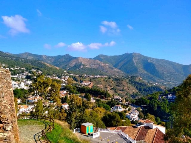 隱藏在太陽海岸的山城