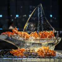 บุฟเฟ่ต์แถมกุ้งมังกร 2 ตัว