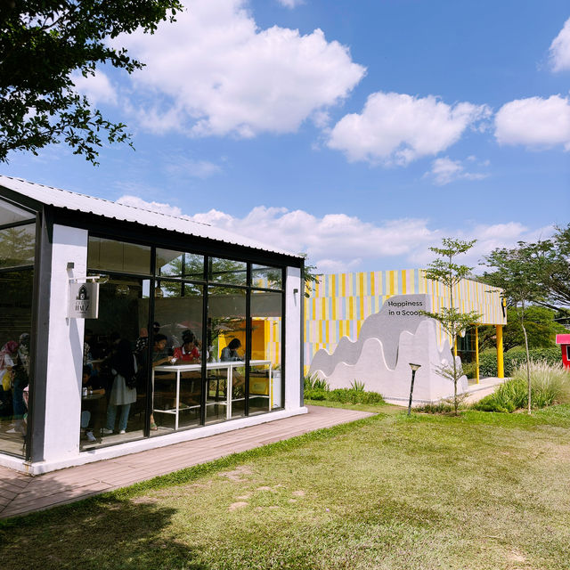 Fresh From the Farm: A Dairy Delight at Farm Fresh @UPM!