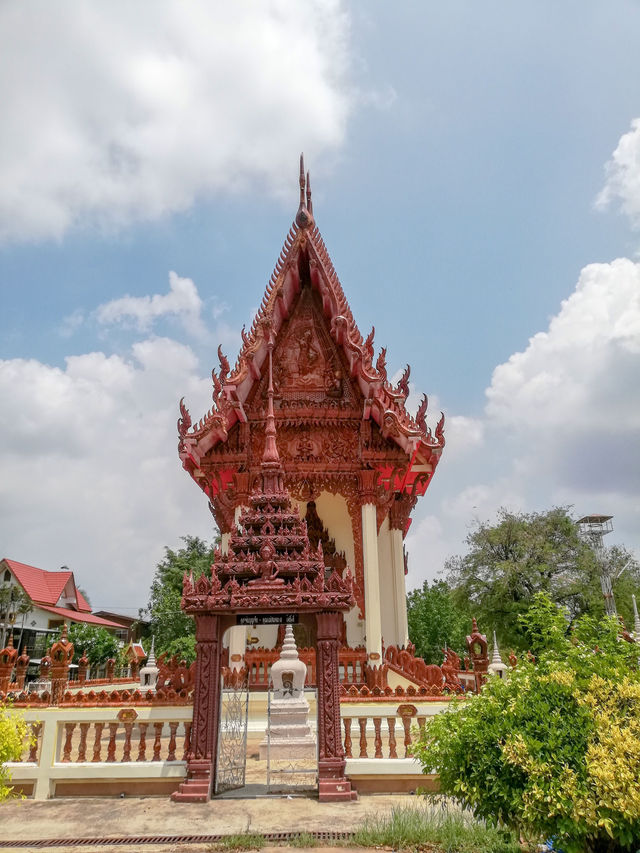 วัดทุ่งสว่างชัยภูมิ ยโสธร