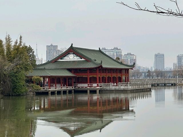 XiangHu scenic area