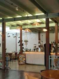 Neighbours cafe 