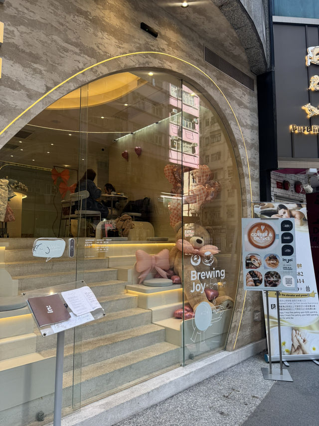 難得唔洗加一嘅餐廳🤑必試奶茶味Crèm