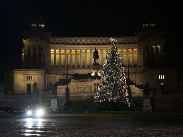 【イタリア・ローマ】旧市街のイルミネーションが素敵