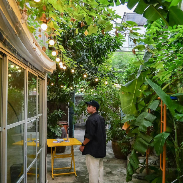  คาเฟ่สวนลับกลางสาธร ☘️🌿🍃💚