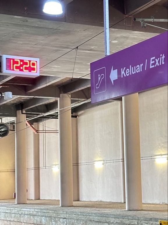วิธีเดินทางจากสนามบิน KL เข้าเมืองโดย KLIA EXPRESS วิธีเดินทางจากสนามบิน KL เข้าเมืองโดย KLIA EXPRESS