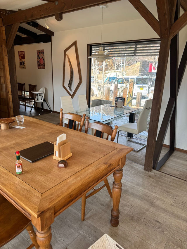 【熊本観光】阿蘇ののどかな場所にあるフレンドリーなカフェ☕️