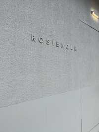 ROSIEHOLM : คาเฟ่ชาเขียว เมืองอุบลฯ
