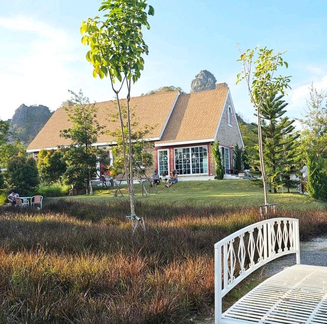 Flower House Cafe'