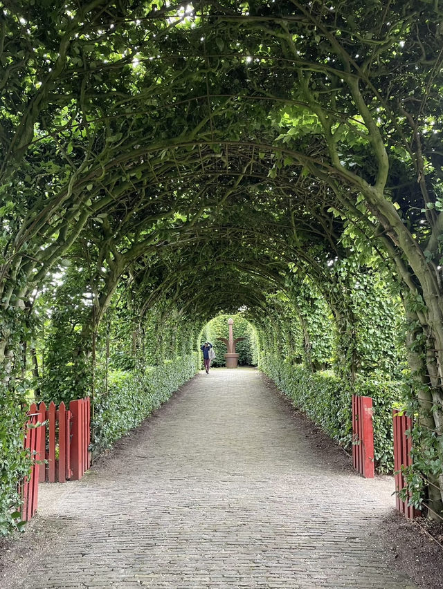 Muiderslot: A Medieval Fortress Straight Out of a Fairytale
