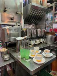 Lan Fong Yuen — A World Famous Bowl of Brothless Chicken Ramen 
