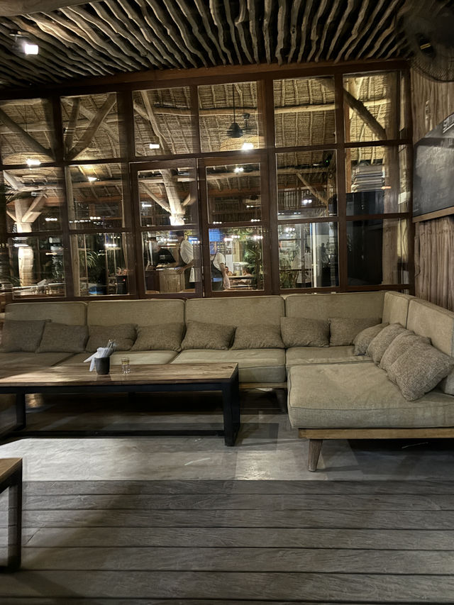 Why Knalpot Kuta Lombok Deserves a Visit 🍽️✨