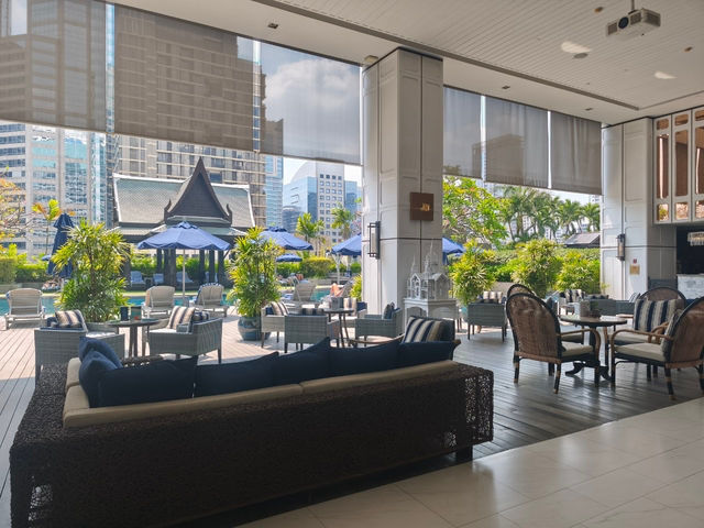 Athenee hotel โรงแรมลัคชูย่านวิทยุ