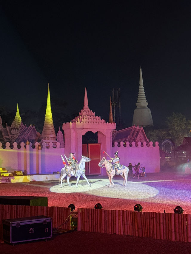 เชิญชวนมาเที่ยวงานอนุสรณ์ดอนเจดีย์ สุพรรณบุรี