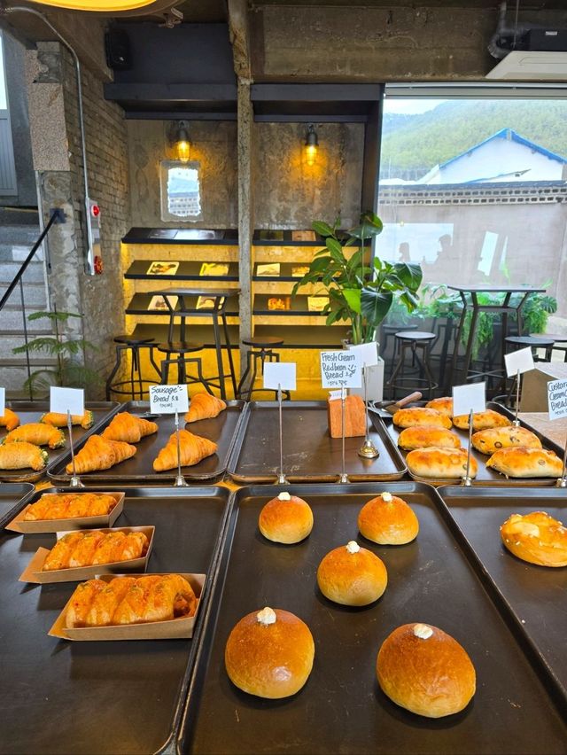 흐려도 운치있던 부산 감성 오션뷰카페💛