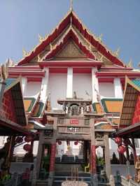 กราบ🙏พระพุทธไตรรัตนนายกวัดกัลยาณมิตร