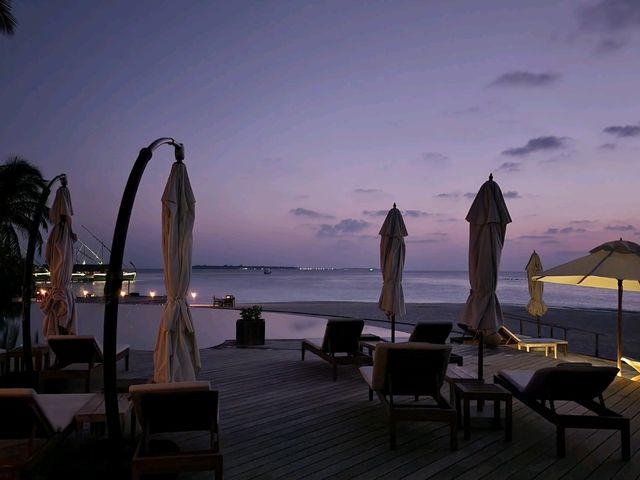 [🇲🇻モルディブ] サンセットとカクテルを楽しむ、Milaidhoo MaldivesのCompass Bar