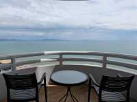 นอนสบายเห็นวิวทะเล @ D Varee Jomtien Beach Pattaya