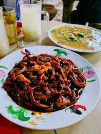 "Skewered Delights: The Go-To Dinner Haven for Satay Lovers!"