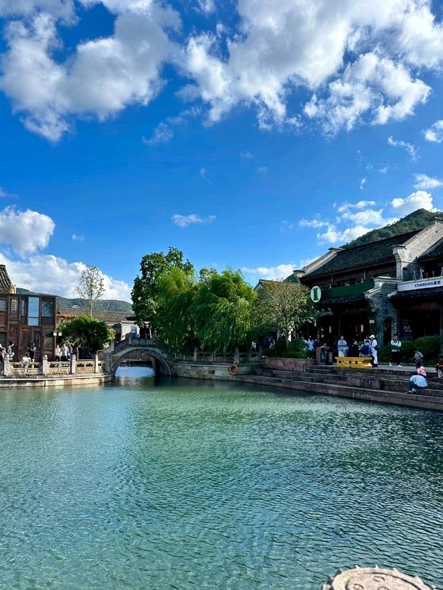 Hanling Old Street: A Snapshot of Jiangnan’s Charm