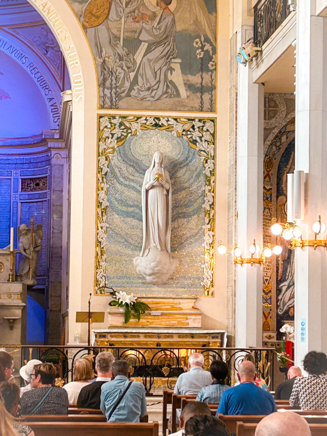 願いが叶うメダイ【奇跡のメダイユ教会】パリ | Trip.com パリ