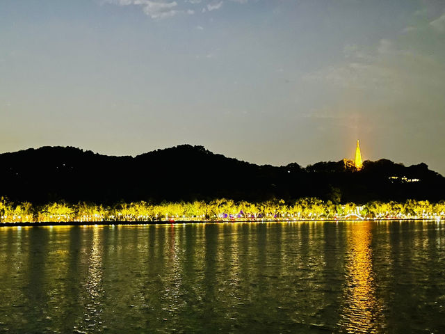 【世界遺産・西湖】四季折々の風景になんども訪れたい景勝地