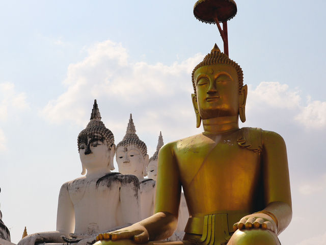 วัดพระวรราชาทินัดดามาตุ 