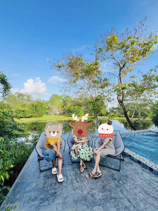ปากประวิลล่า พัทลุง ที่พักวิวหลักล้านริมทะเลสาบ