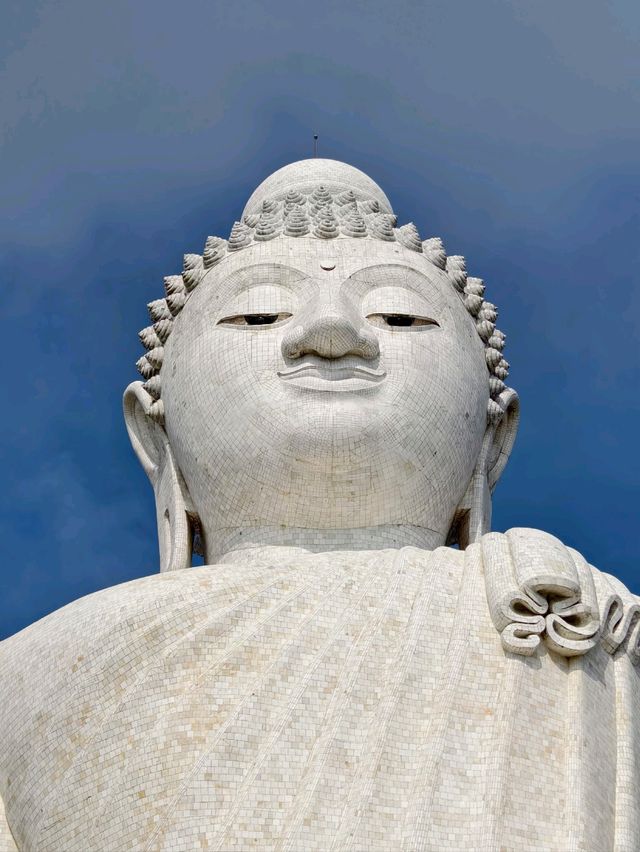 A Spiritual Journey to the Big Buddha Temple in Phuket
