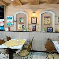 Cute Minions Café serving authentic Thai food 
