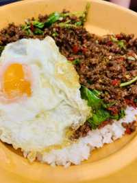 “Khiang Thai Street Food: Savor the Crunch of Authentic Thai Flavors”