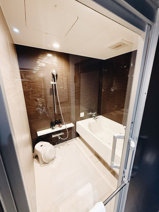 🇯🇵靜岡 住進藝術感十足的 Hotel NoirBlanc🍷酒水任飲真的太狂！）