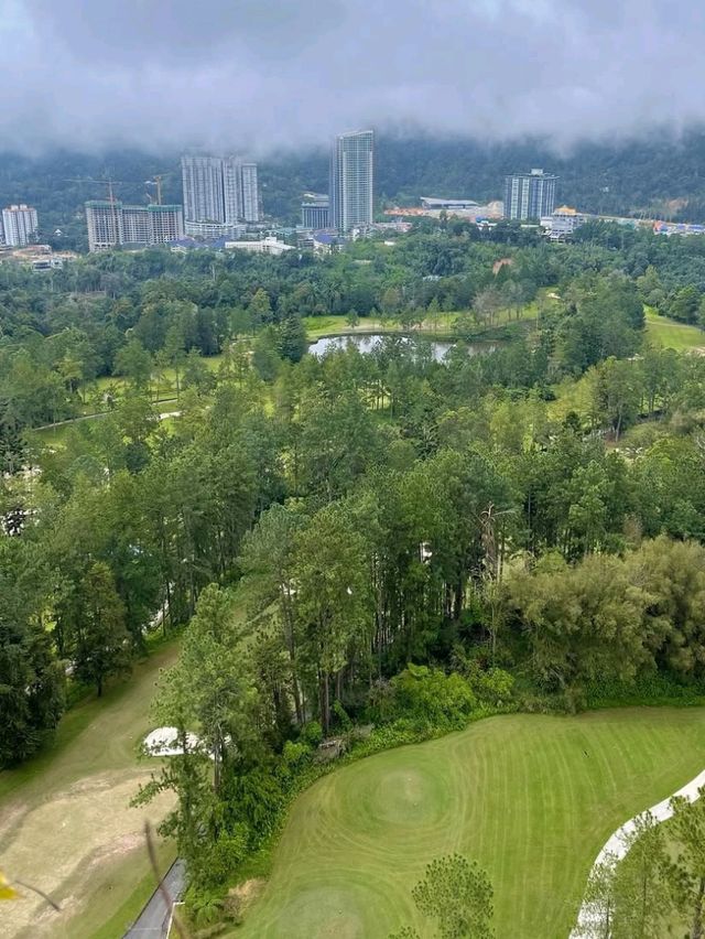 🌿🌄 Escape to Tranquility: A Serene Stay at Resorts World Awana! 🌄🌿