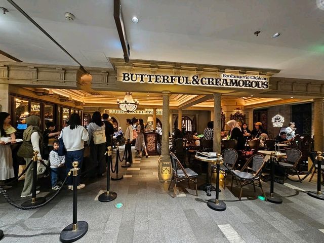 ขนมสุดฮิต Butterful&Creamorous เซี่ยงไฮ้