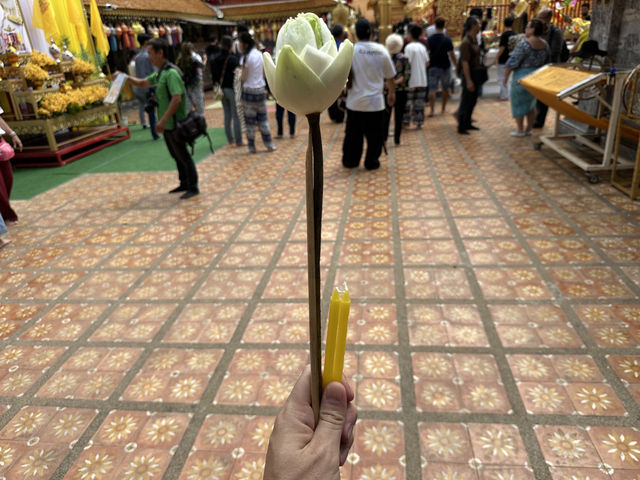 【チェンマイの定番】ドイステープ寺院で静かな時間を過ごす。