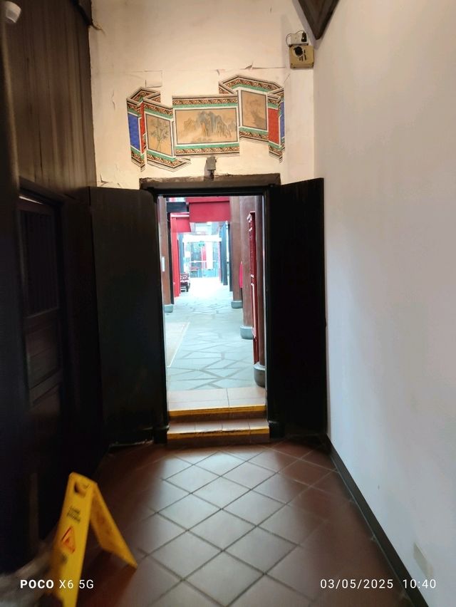 Chinese theme accomodation 