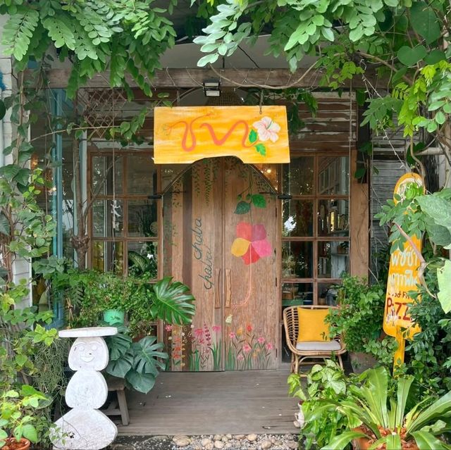 ชบา ชไบ คาเฟ่