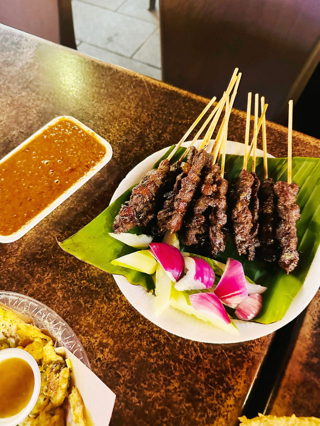 Siniawan Nights – Where Heritage Meets Hawker Heaven!