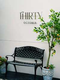 30 October Coffee & Bar : คาเฟ่สไตล์ยุโรป