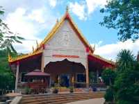 วัดแก่งกระจาน เพชรบุรี