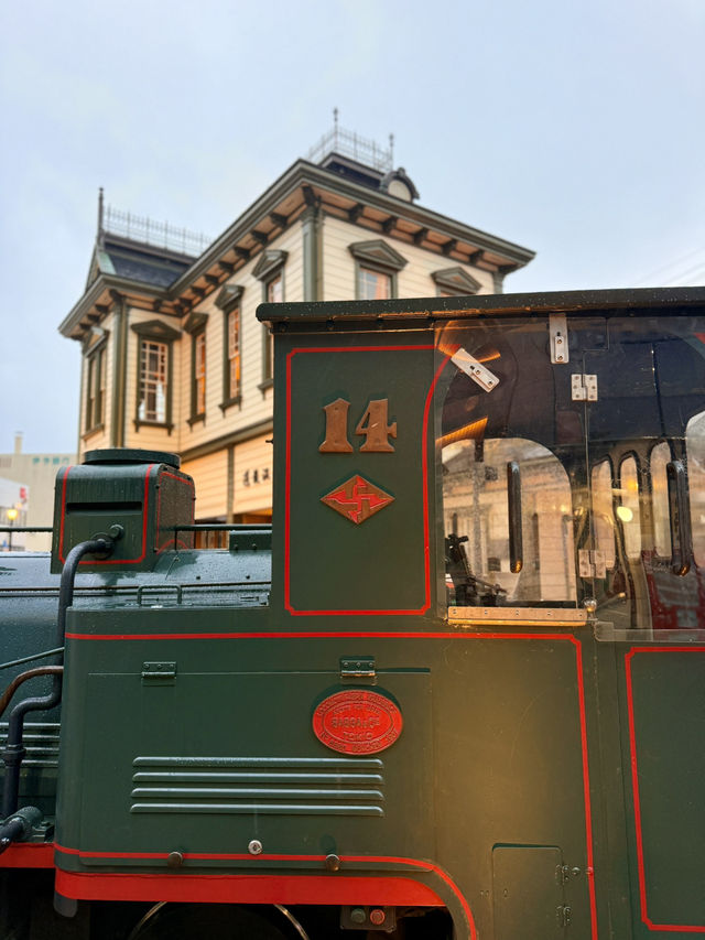 愛媛｜城市裡的「橘子電車」有138年歷史 找尋夏目漱石的坊っちゃん列車