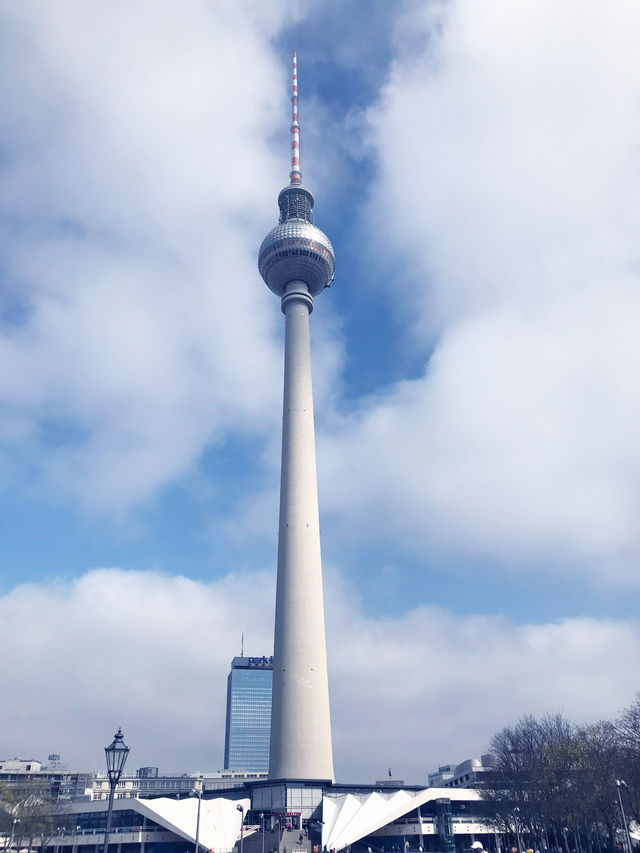 【Berlin 🇩🇪 S bahn,Ubahn  Alexanderplatz  RosaLuxemburgStr】