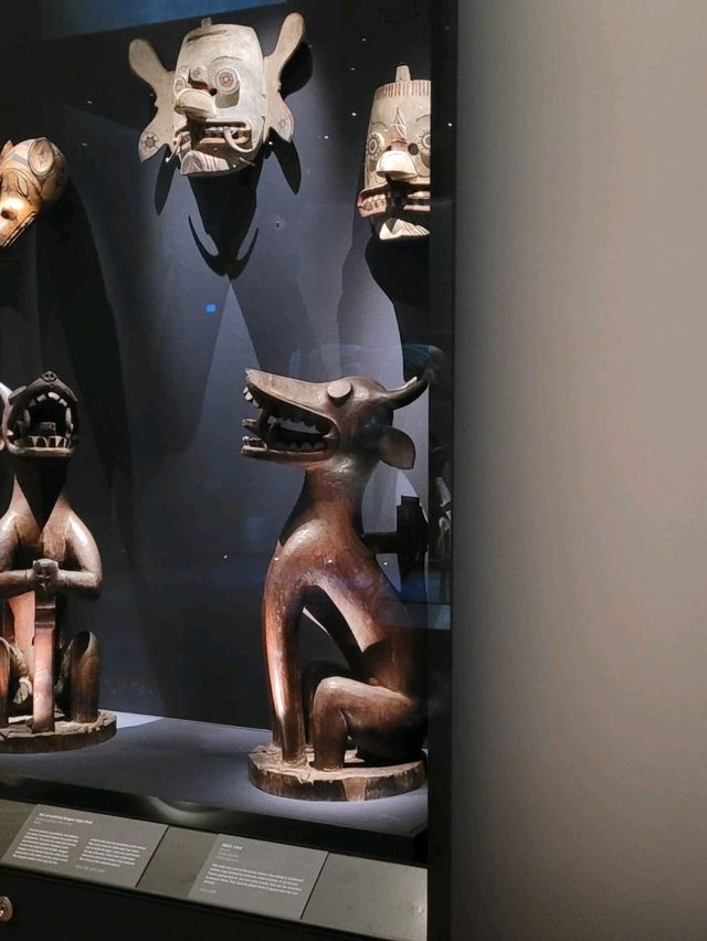 Ancestors and Rituals at the Asian Civilisations Museum