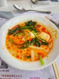 【北角】港島海逸君綽酒店：鮑魚x麵包蟹x生蠔x蟹腳海鮮盛宴自助午餐