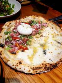 Pizza 4P' ร้านพิซซ่าสุดฮิต